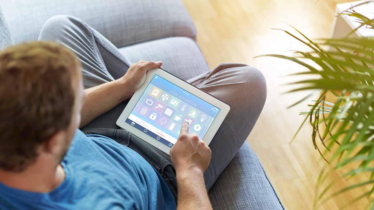 Smart Home System - Steuerung mit Tablet