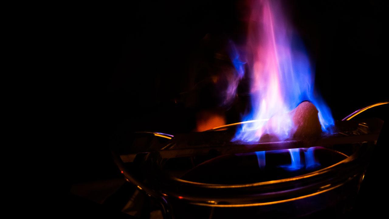 Der Klassiker - Feuerzangenbowle - blaue Flammen