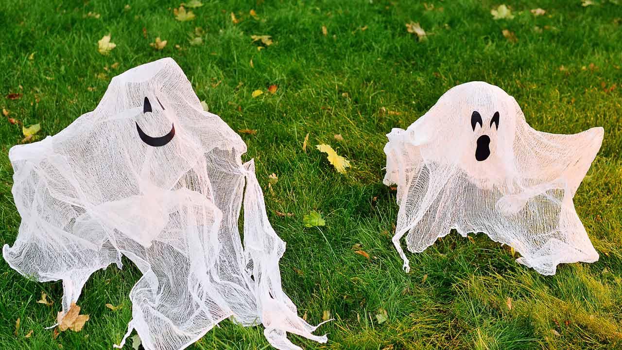 Bastelideen mit Kindern für Halloween - Geister