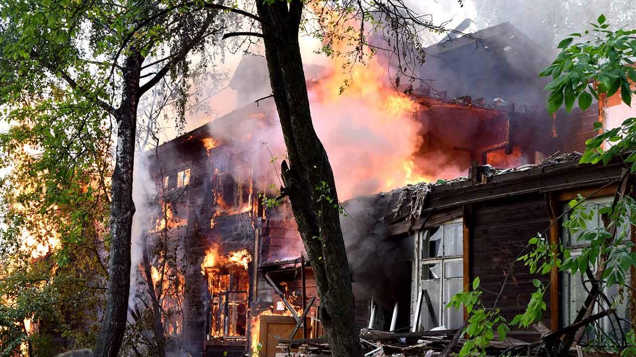 Brandschutz - Haus brennt