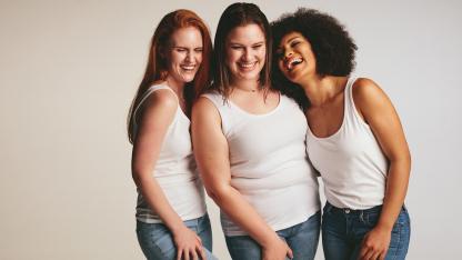 Weight Watchers - Motivation durch Abnehmen in der Gruppe - junge Frauen