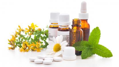 Homöopahtie gegen Allergien - Arzneiflaschen