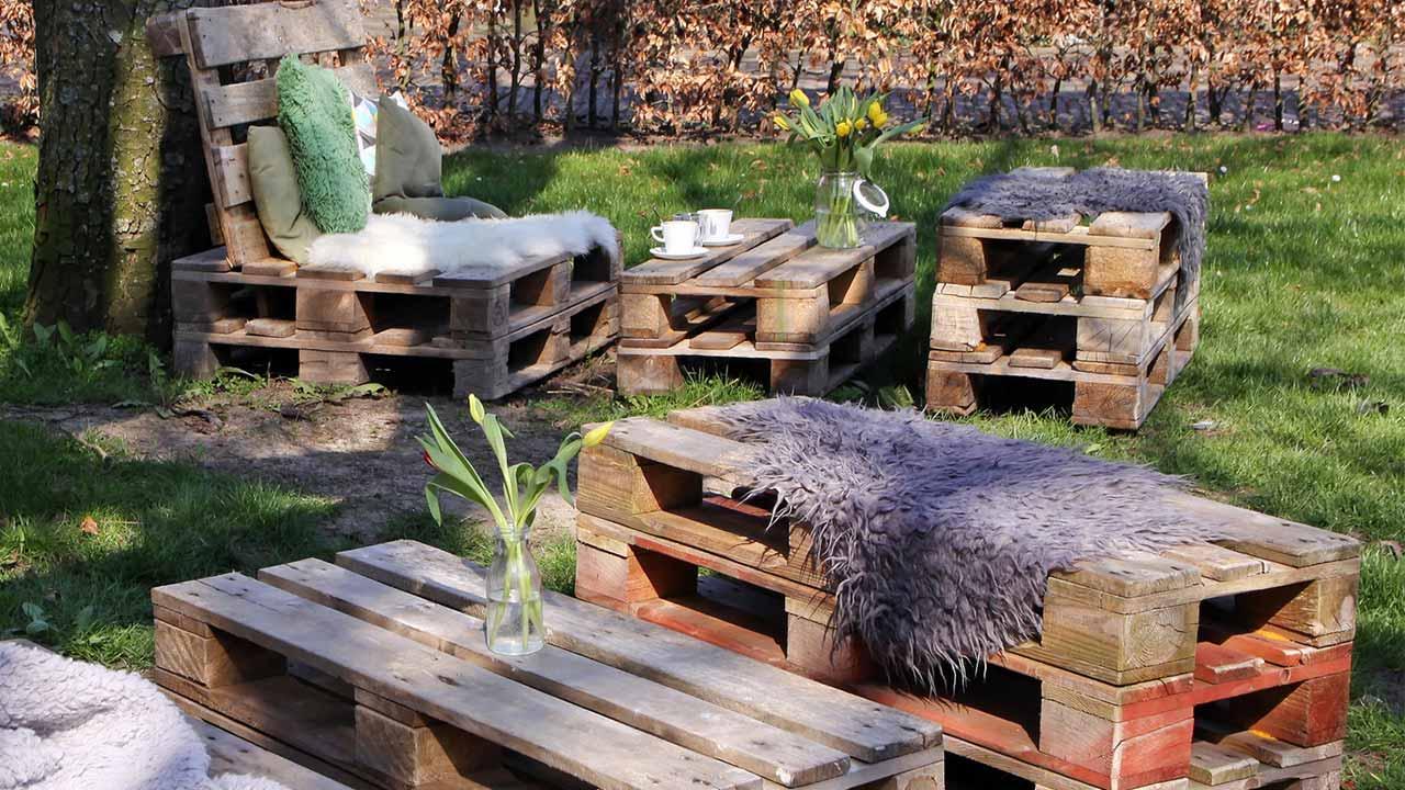 Gartenmöbel aus Paletten selbstgemacht / Gartenmöbel aus Paletten