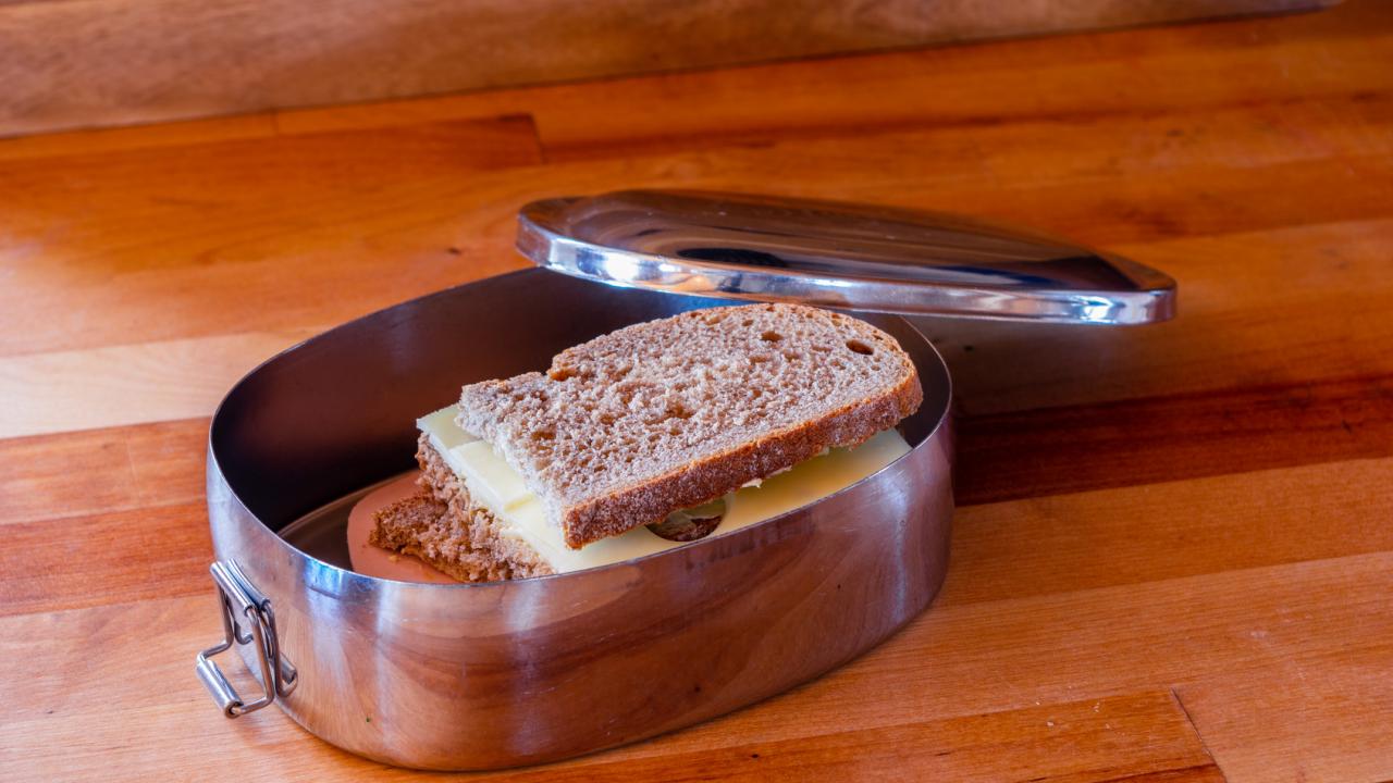 Brotboxen aus Kunststoff, Glas oder Edelstahl ? / Brotbox gemacht aus Edelstahl